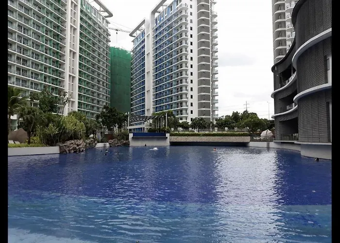 Azure Paranaque Bldg Maldives *